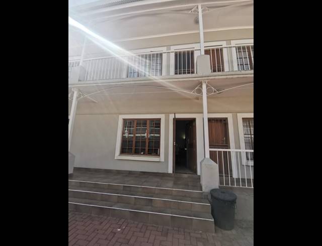 1 BEDROOM PROPERTY TO RENT IN DIE BULT